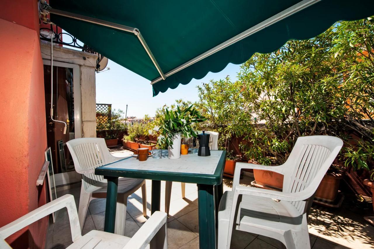 רוביני Carera Seaview Apartments מראה חיצוני תמונה